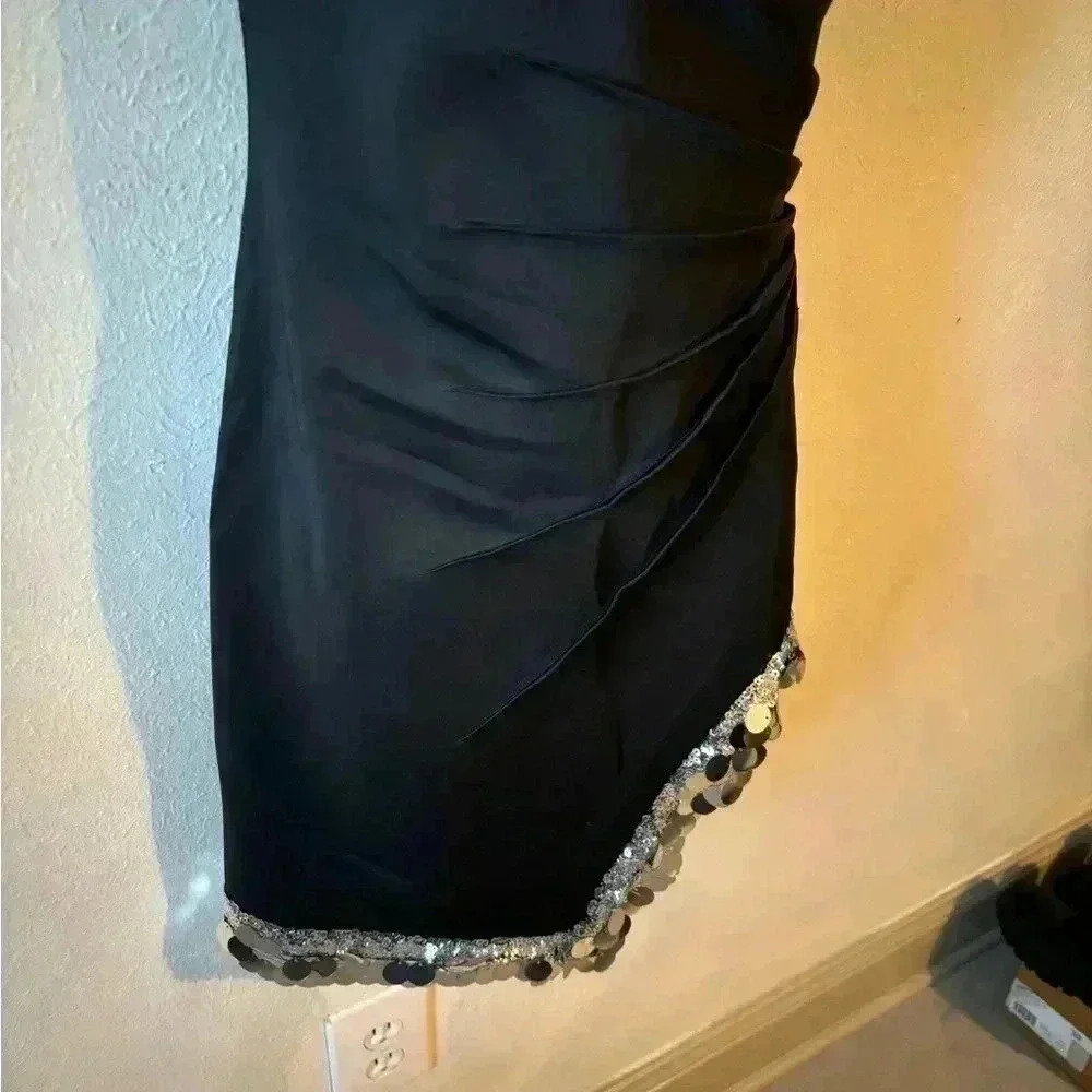 Women's Strapless‎ Minidress - Picture 6 of 8
